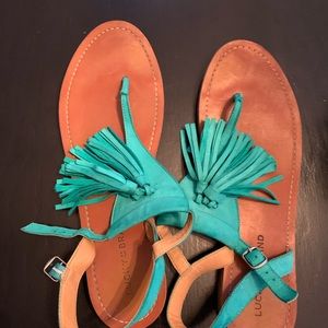 Lucky brand turquoise fringe sandals size 8.5